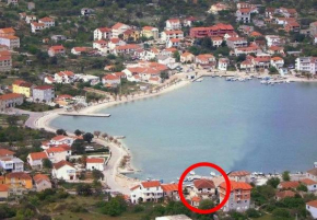 Apartments by the sea Vinisce, Trogir - 16860